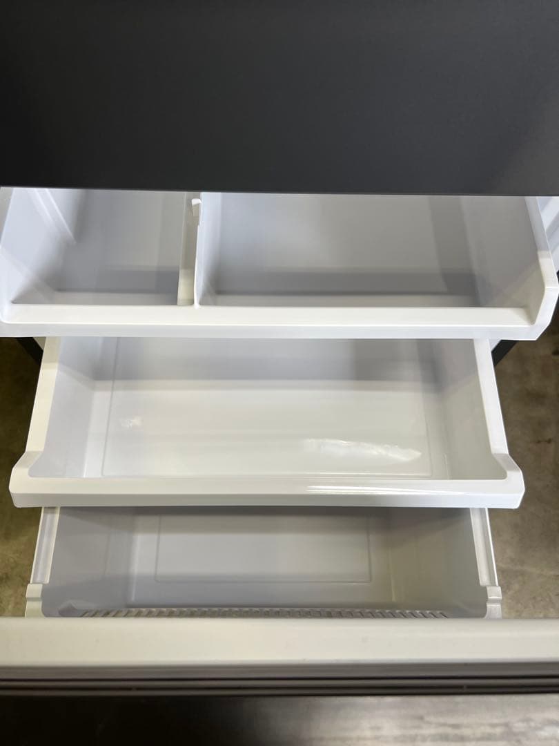 【美品】AQUAノンフロン冷蔵庫200L2024年製 AQR-20P (DS)