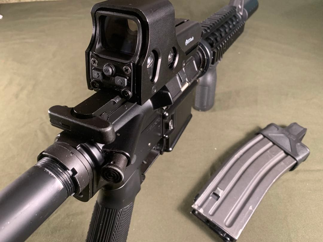 Ｍ4 CQBR 東京マルイ　次世代電動ガン　充電器等付属