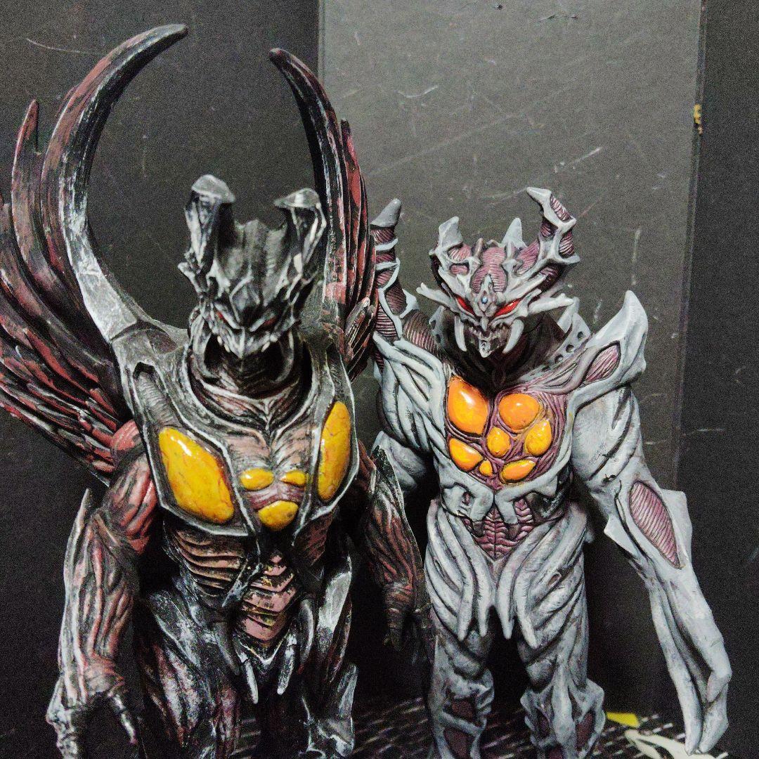 りウルトラ怪獣旧型絶版ソフビカオスダークネス.イヴリース1801.2930