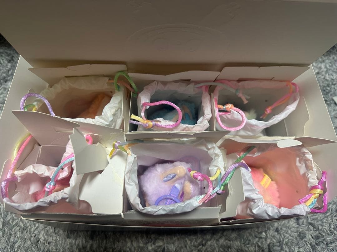 [正規品] POP MART Big into Energy ラブブ