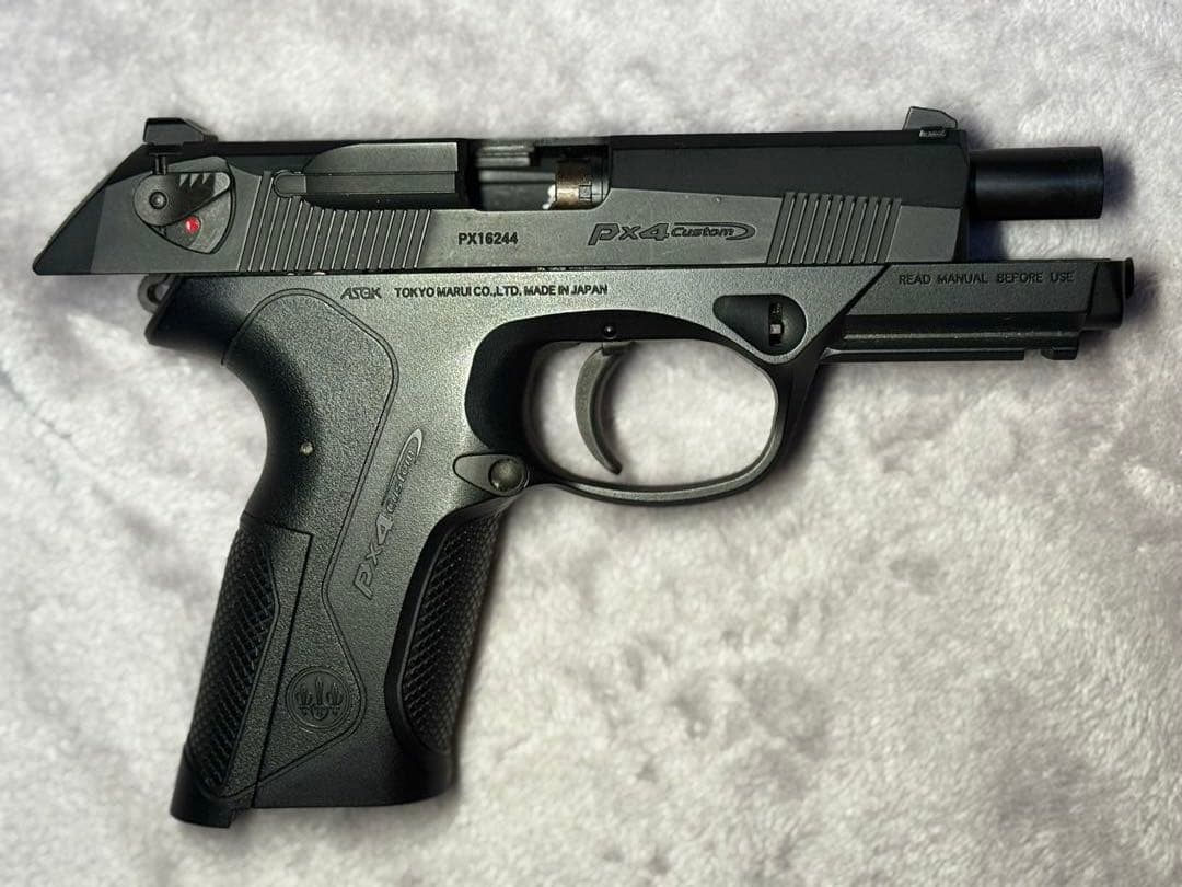 東京マルイ TOKYO MARUI Px4 ガスブローバックガン　対象18歳以上