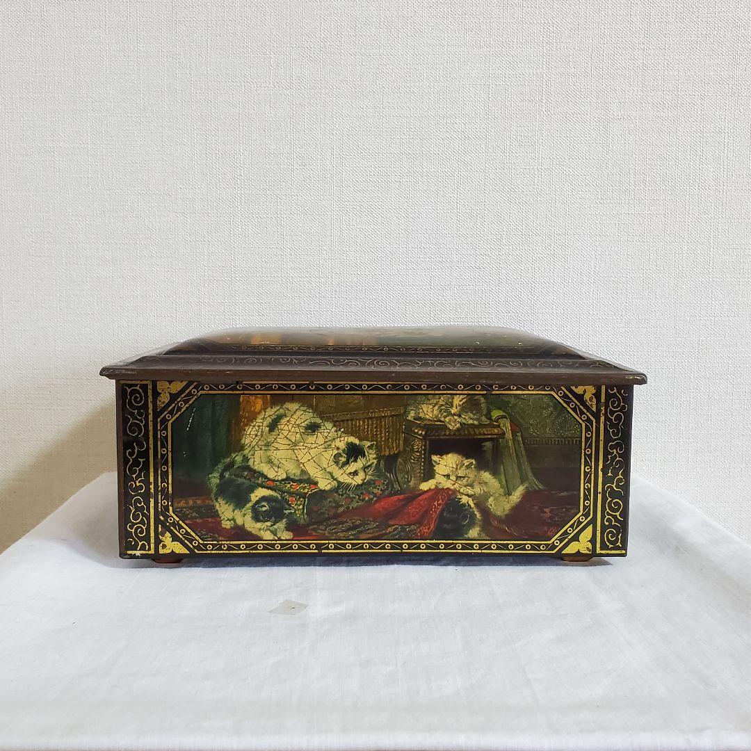 アンティーク　ネコの缶