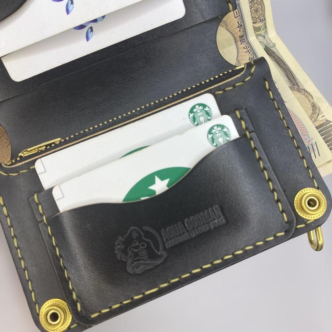 お札折らずに収納できる無骨な手染めミドルトラッカーウォレット BTW01