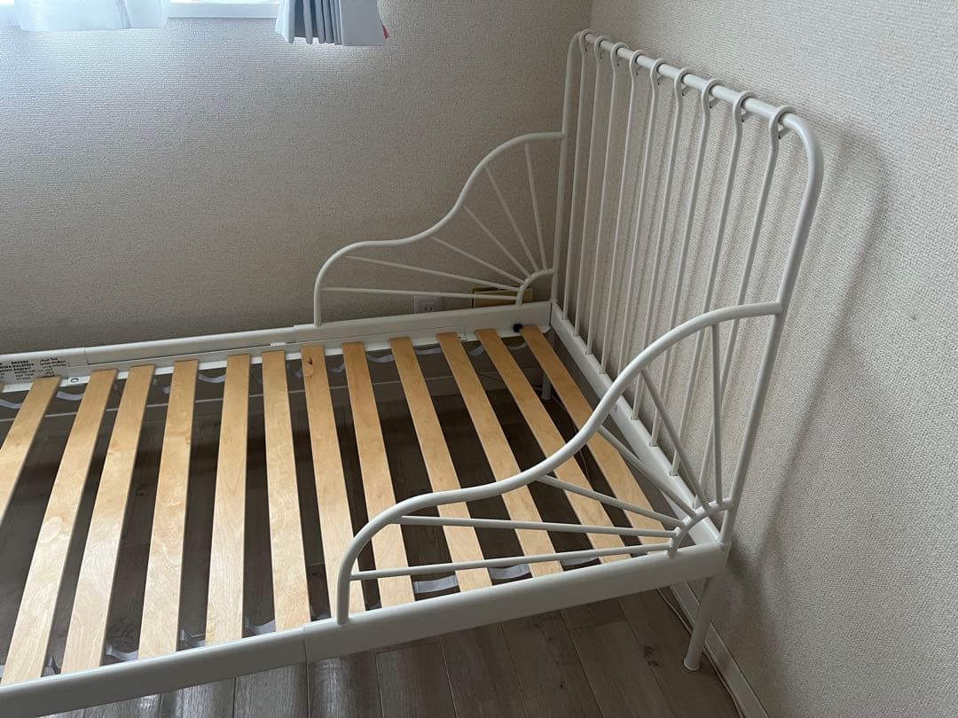 MINNEN IKEA 伸長式 ベッドフレーム ホワイト　※手渡しは12,000