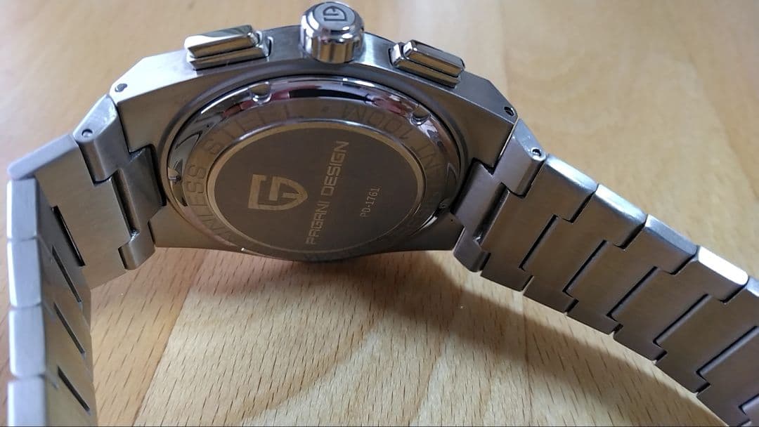 仮*ー様 pagani design クロノ 防水性能100m パンダ