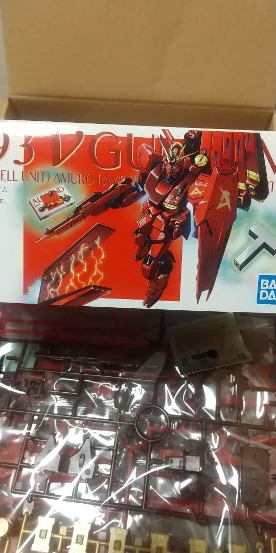 真っ赤なニューガンダムプラモデル