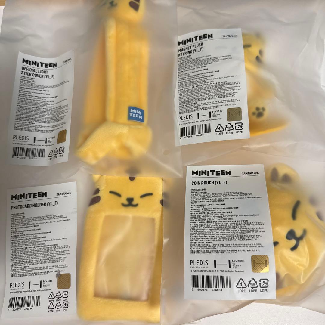 MINITEEN 公式ぬいぐるみ・ライトスティックカバー