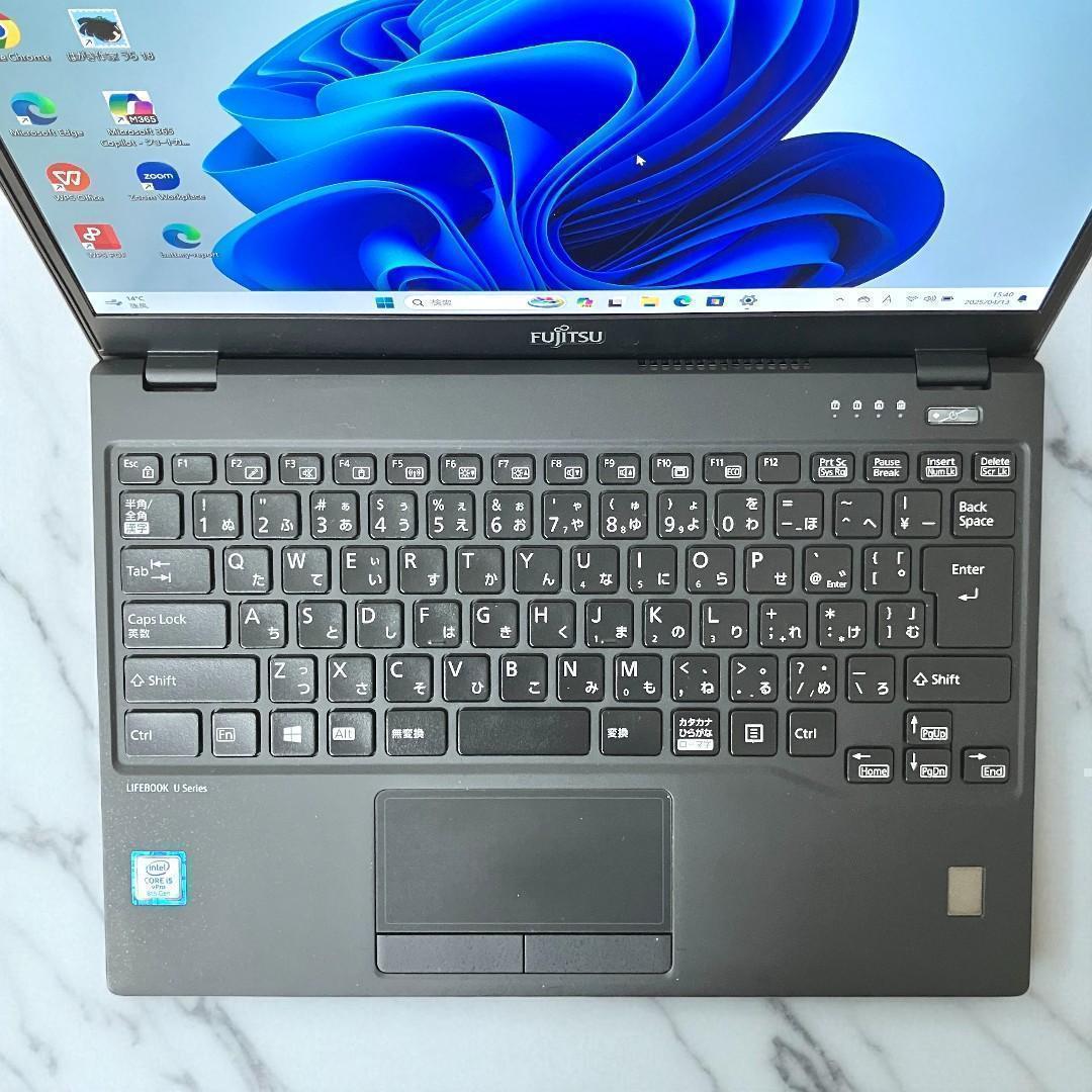 富士通 U939/A/ノートパソコン/SSD512GB/Windows11