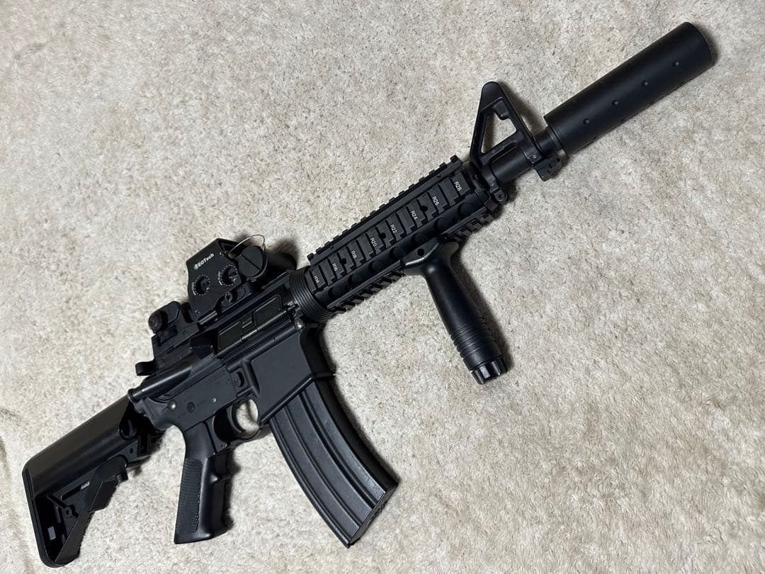 東京マルイ 次世代電動ガン M4A1 CQB-R 付 属品多数