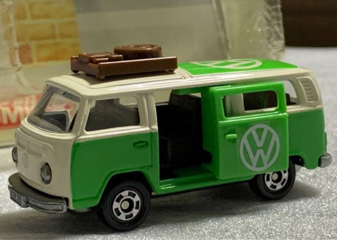 UKトミカ フォルクスワーゲン マイクロバス