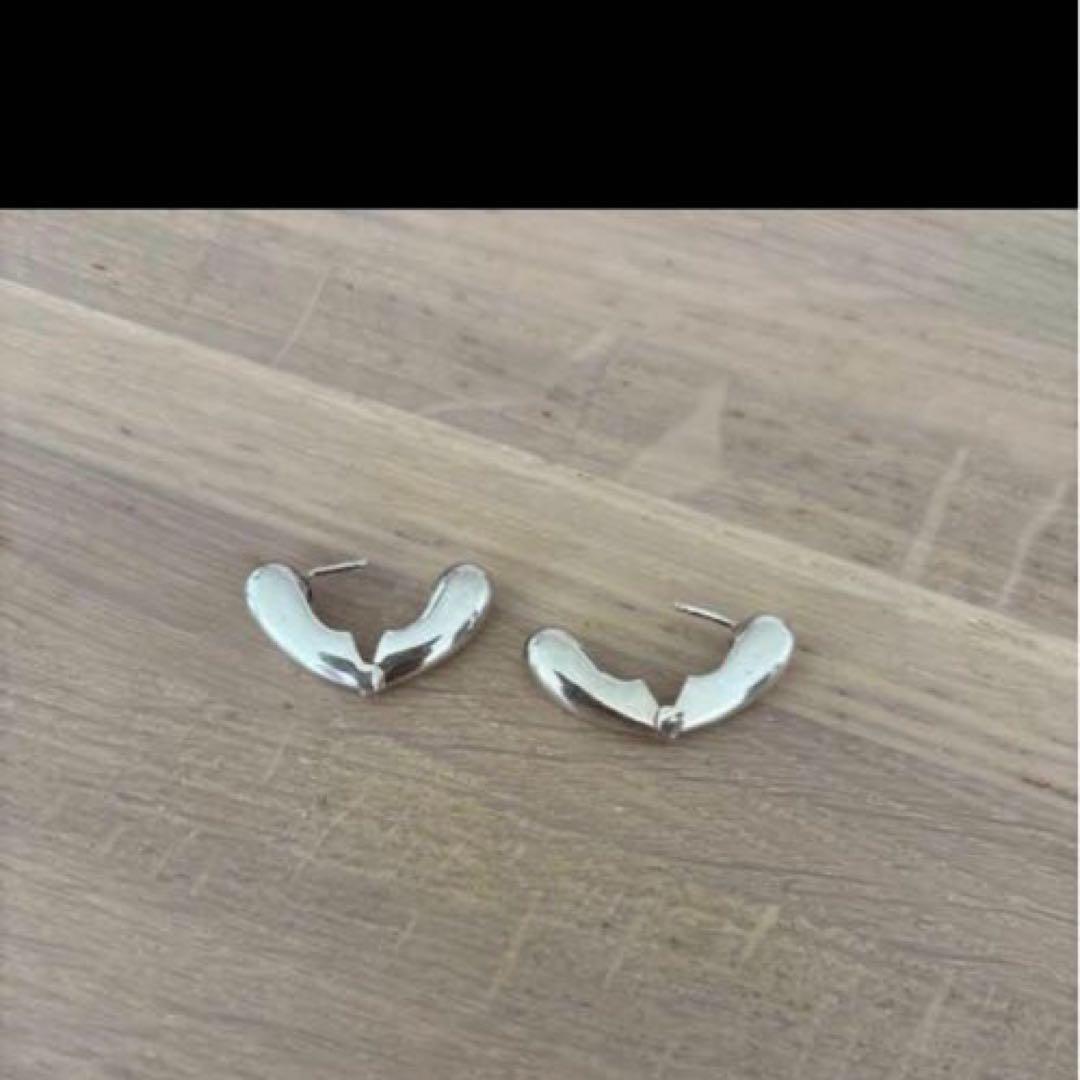 ANNIKA INEZ アニカイネズ　ハートピアス　スモール