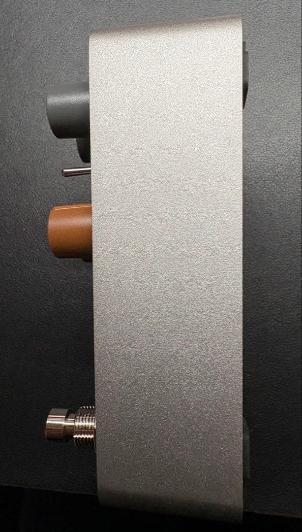 Universal Audio UAFX OX STOMP 去年8月新品購入