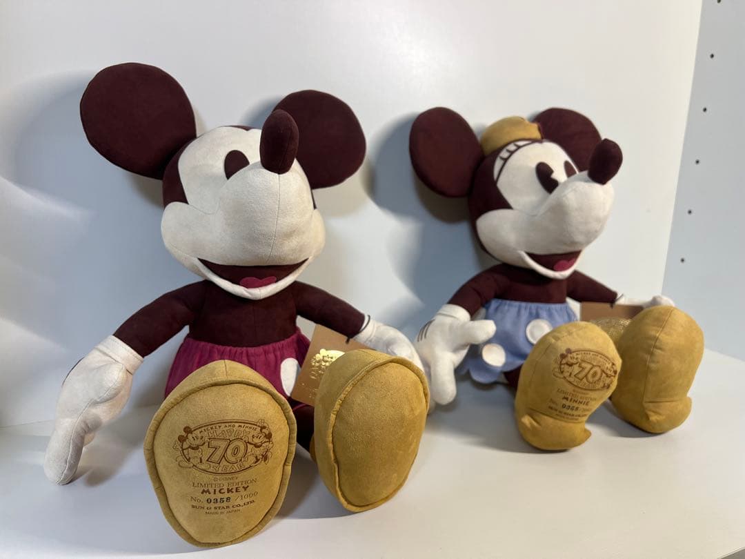 【希少】ミッキーマウス70周年＆ミニーマウス70周年限定商品 LTD