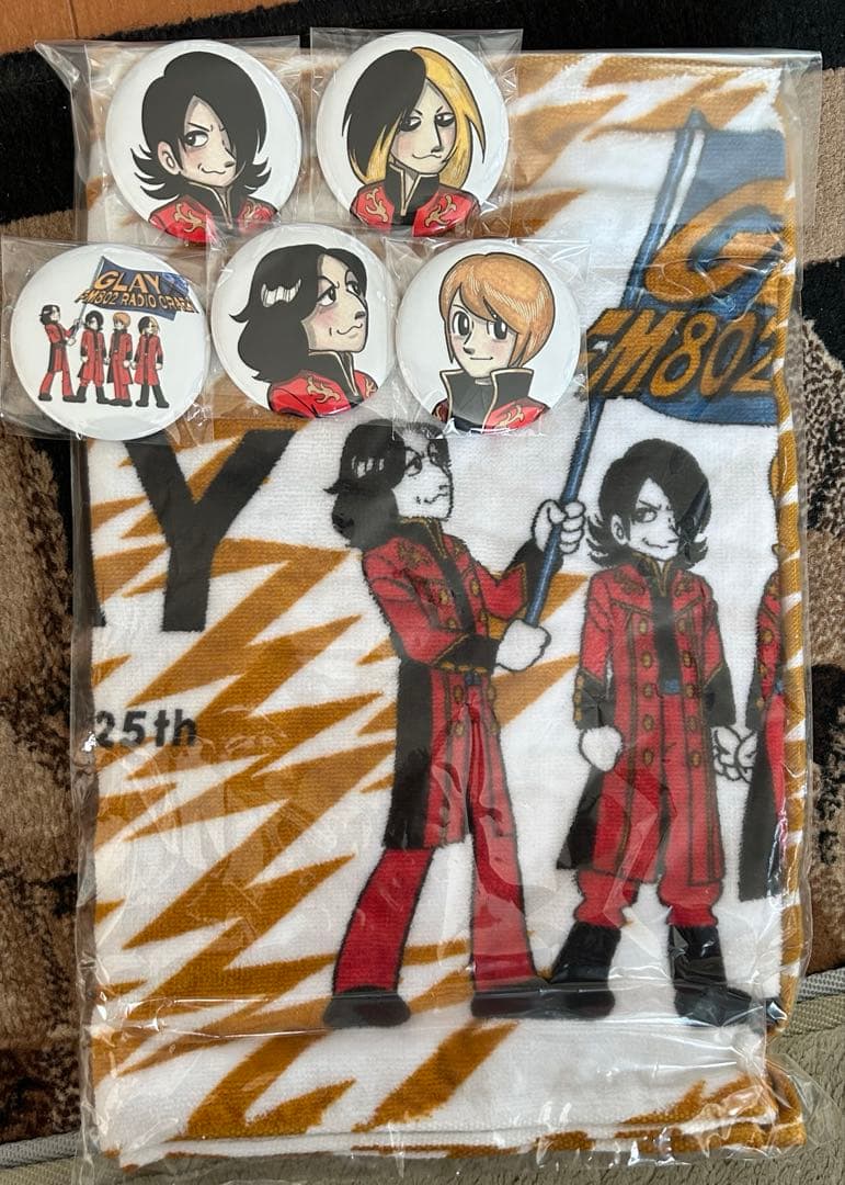 【レア】GLAY × FM802 RADIO CRAZY 缶バッジ&タオル