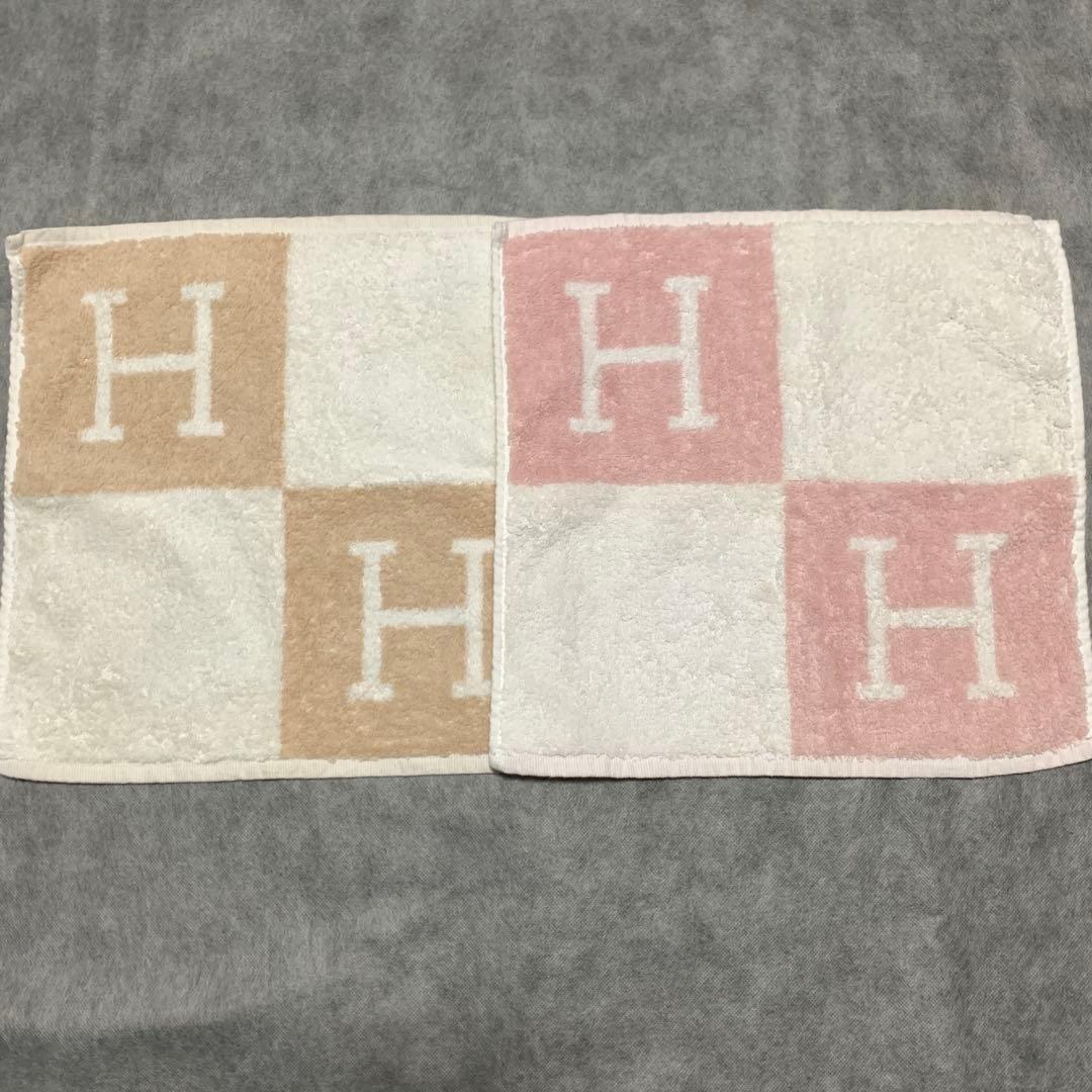 HERMES　エルメス　ハンドタオル　アヴァロン　タオルハンカチ　約34cm