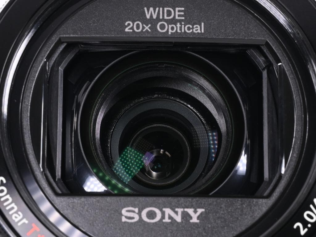 【ほぼ新品】 ソニー　SONY FDR-AX60 デジタル4Kビデオカメラ