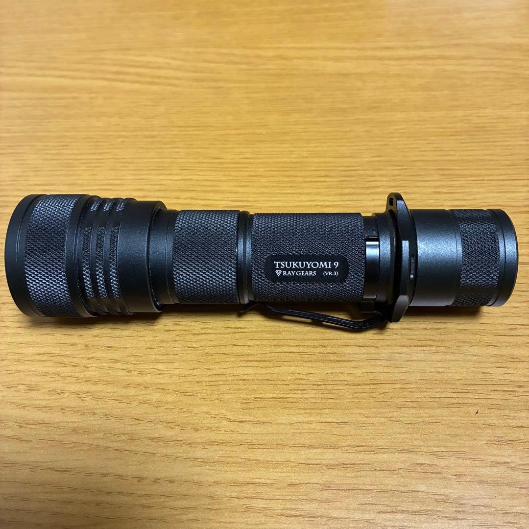 TSUKUYOMI9（VR3）田村装備開発 LEPタクティカルライト 美品