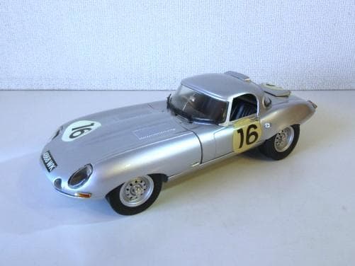 特価 SMTS (1/24) ジャガー E-type Light Weight