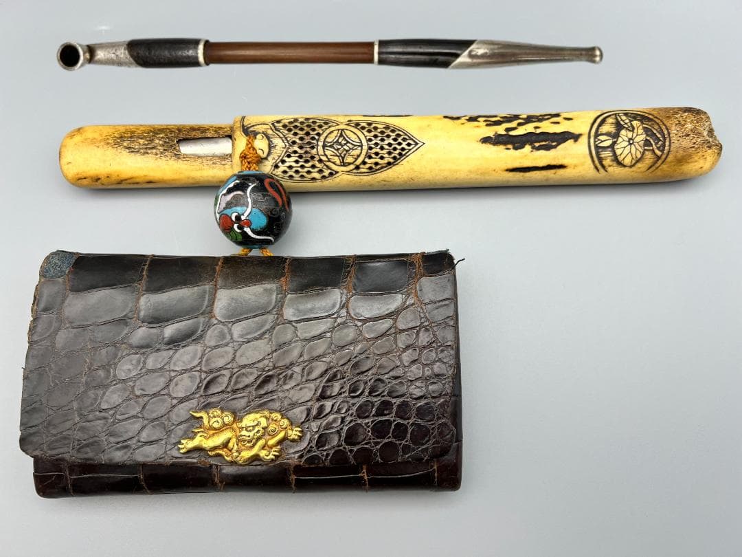 江戸明治時代　獅子図金具　骨製キセル入れ　大玉龍図根〆　銀製キセル　重量170g