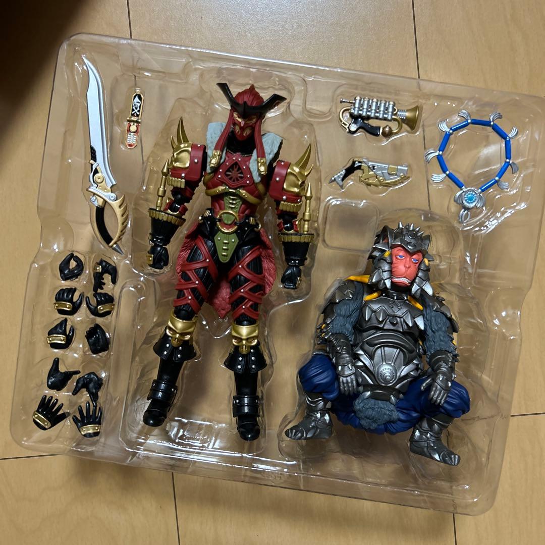 【即購入ok!!】S.H.Figuartsバスコ&サリー海賊戦隊ゴーカイジャー