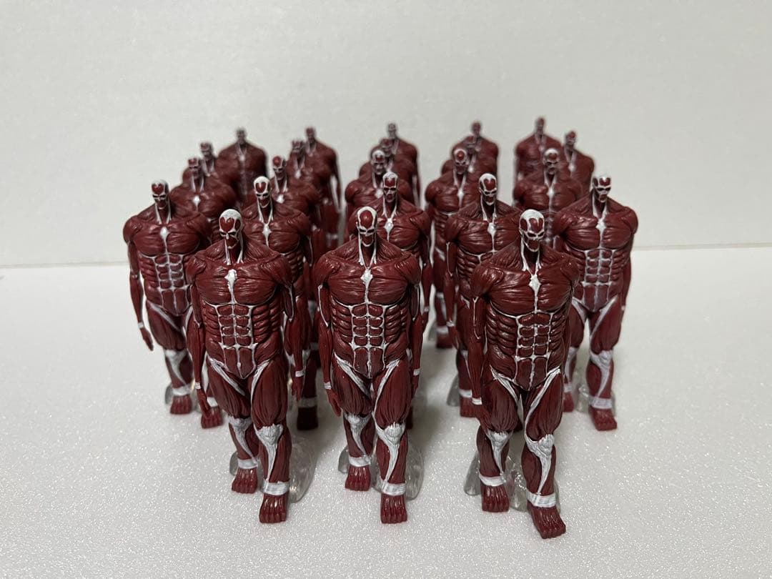 進撃の巨人 終尾の巨人フィギュア　地鳴らしフィギュア23体リペイント