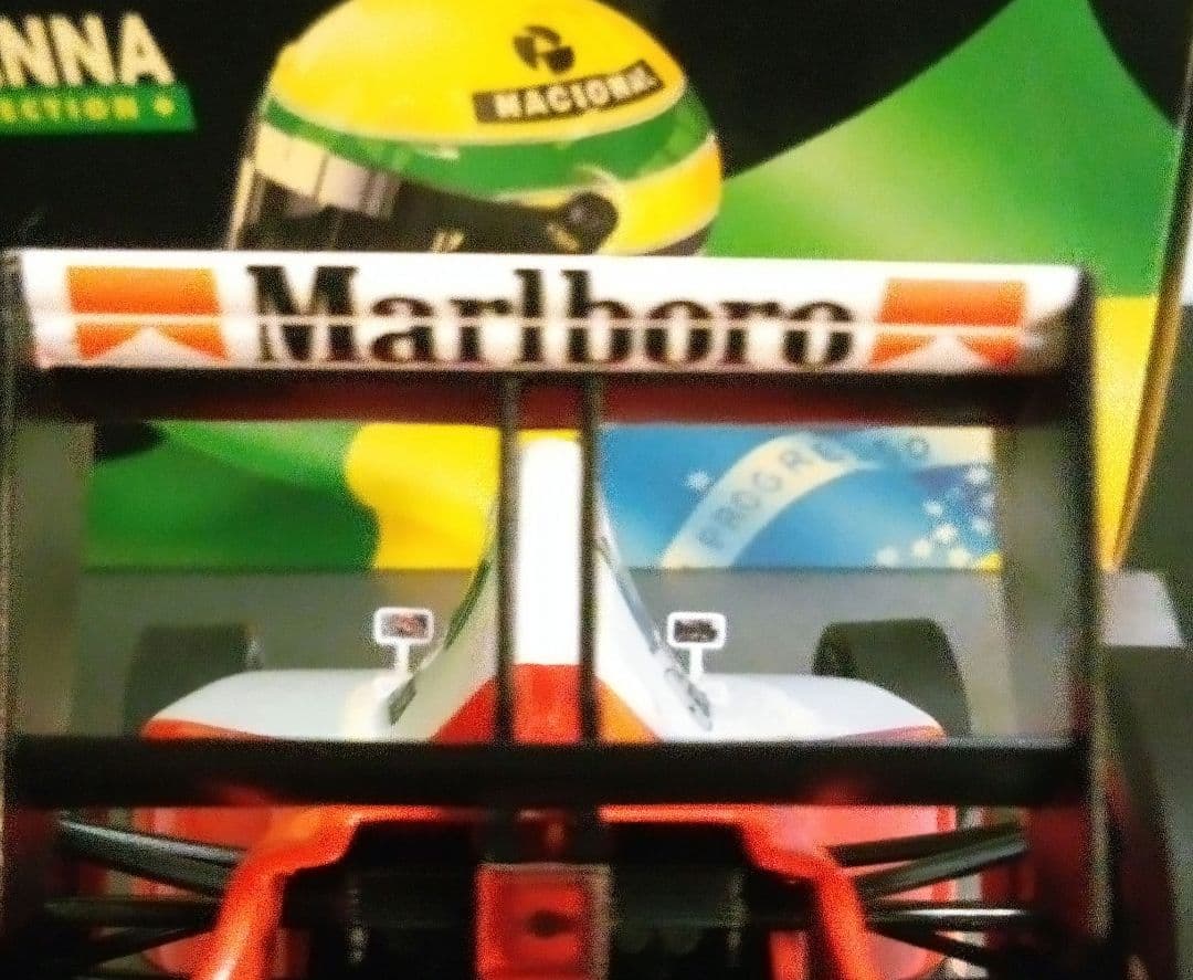 ミニチャンプス 1/18 F1 MP4/6 A.セナ　リペイント