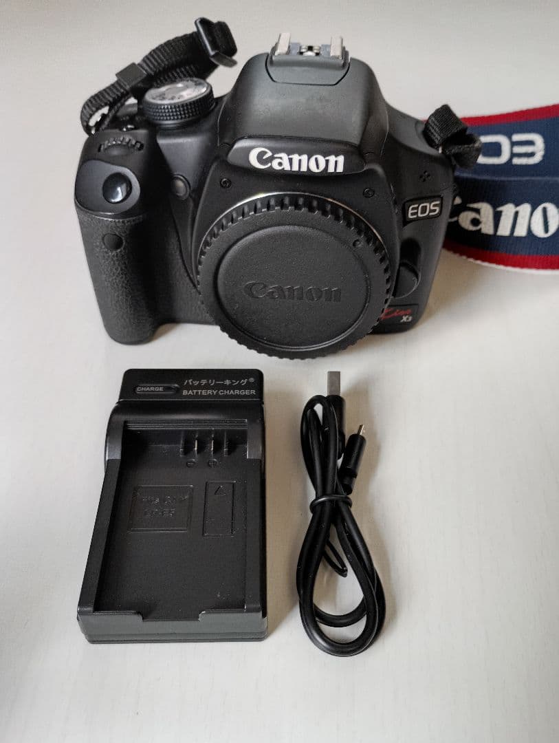 Canon イオスX3 デジタル一眼レフ