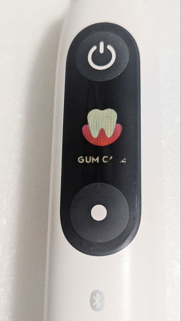 美品!　ブラウン　電動歯ブラシ　オーラルB　 io 8　Type3758　動作品