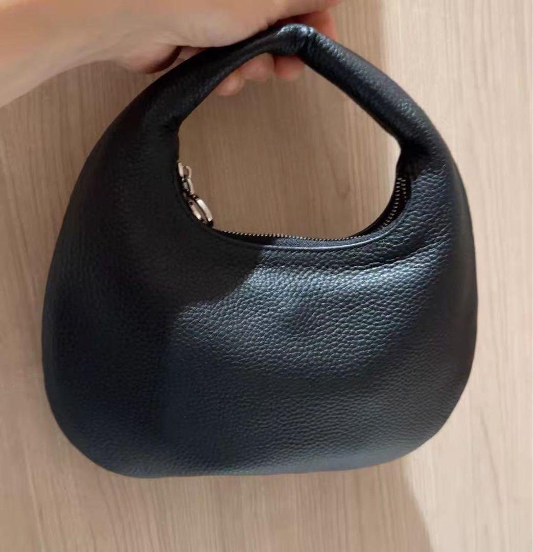 Aeta ブラックハンドバッグS)/