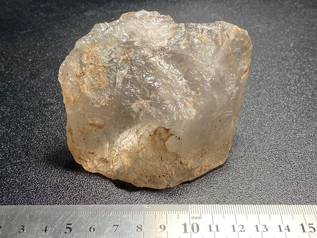 ザギ水晶　ザギマウンテンクォーツ 578g レインボー