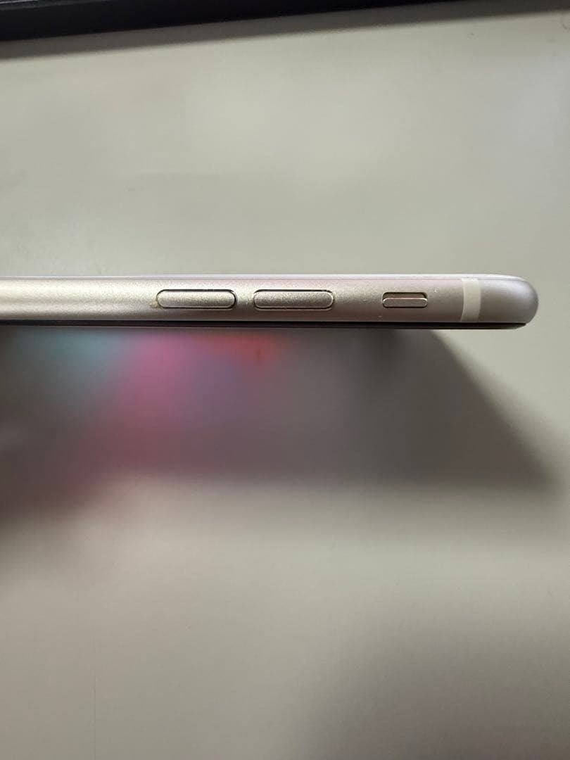 【バッテリー100％】iPhone SE （第3世代） 128GB スターライト