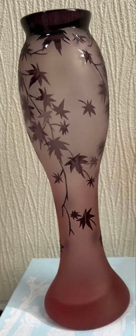 作品)サンドブラストもみじ模様のガラス花瓶 約20cm