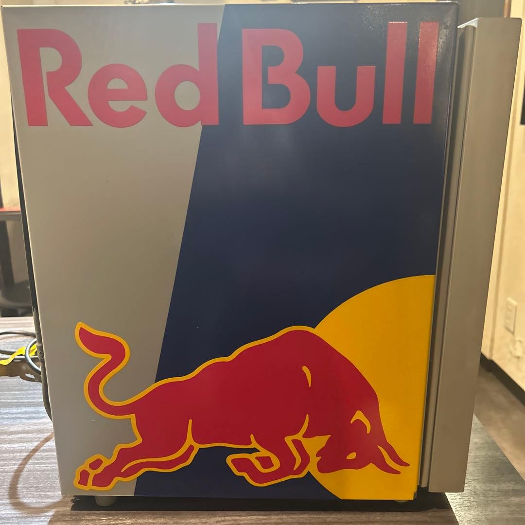 Red Bull ミニ冷蔵庫