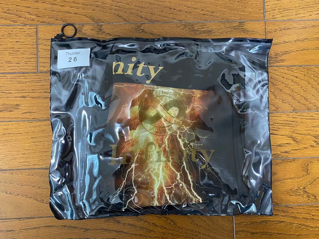 【最終値下げ】Infinity サーフパンツ　インフィニティフィジーク26インチ