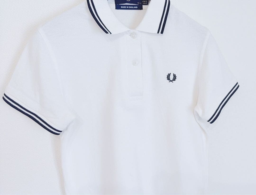美品　FRED PERRY レディースポロシャツ　ホワイト　UK10