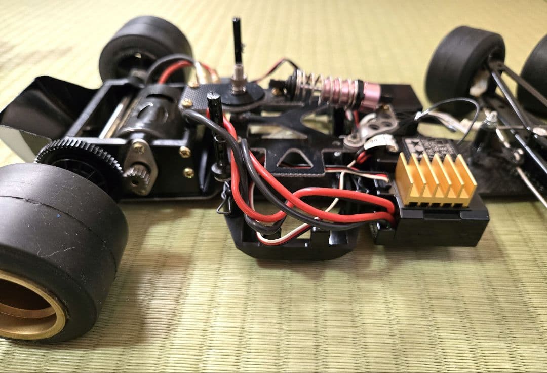 新世紀GPXサイバーフォーミュラ SIN v-アスラーダ AKF-0/Gラジコン