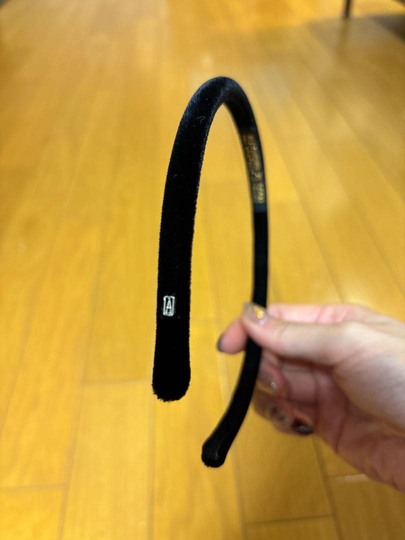 【新品】ALEXANDRE DE PARIS ベロア　カチューシャ【未着用】