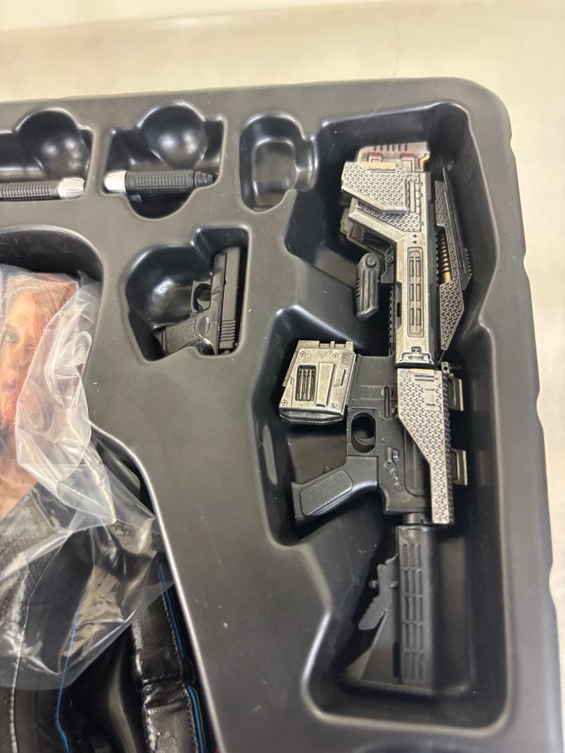 ホットトイズ エイジ・オブ・ウルトロン ブラック・ウィドウ アベンジャーズ 美品