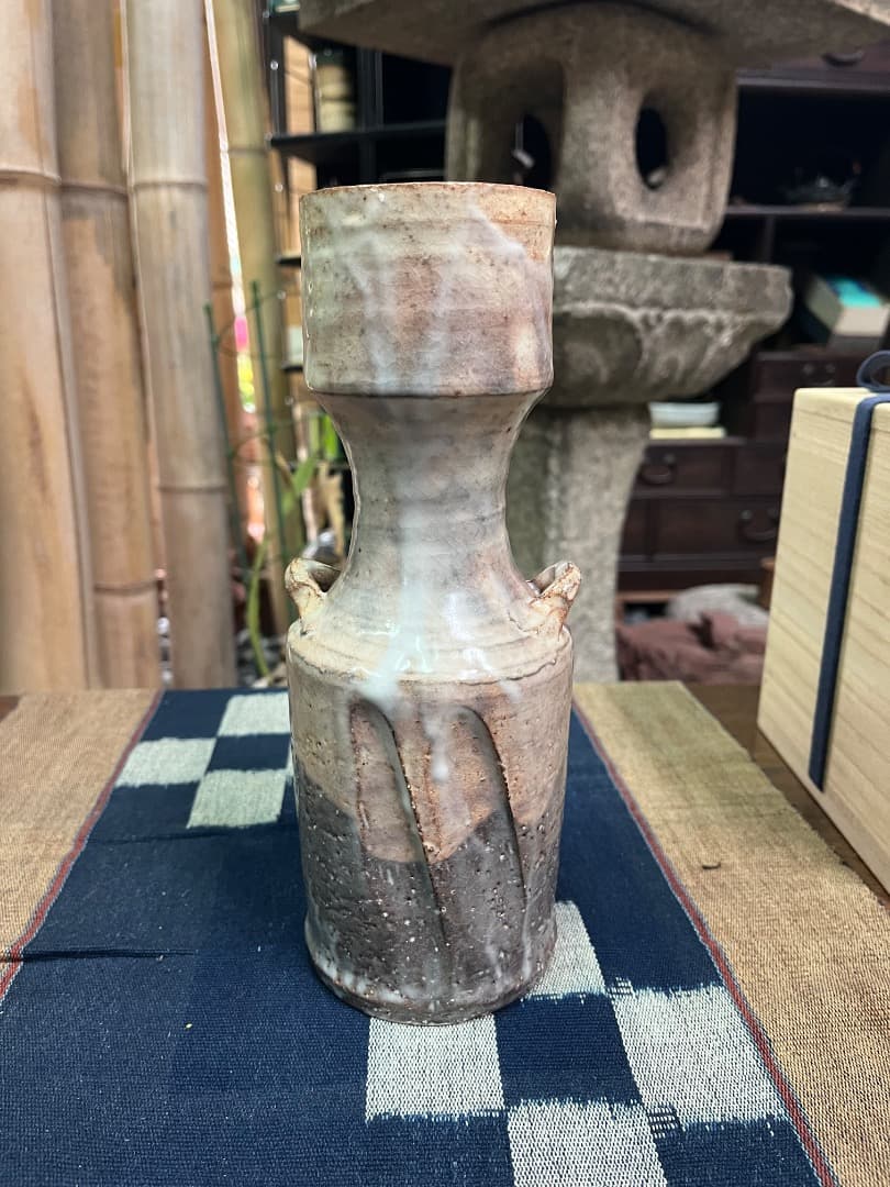 萩焼　大和保男　陶器　花瓶