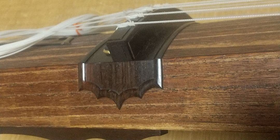 お琴 13弦 綾杉彫り くり甲 ケース付き