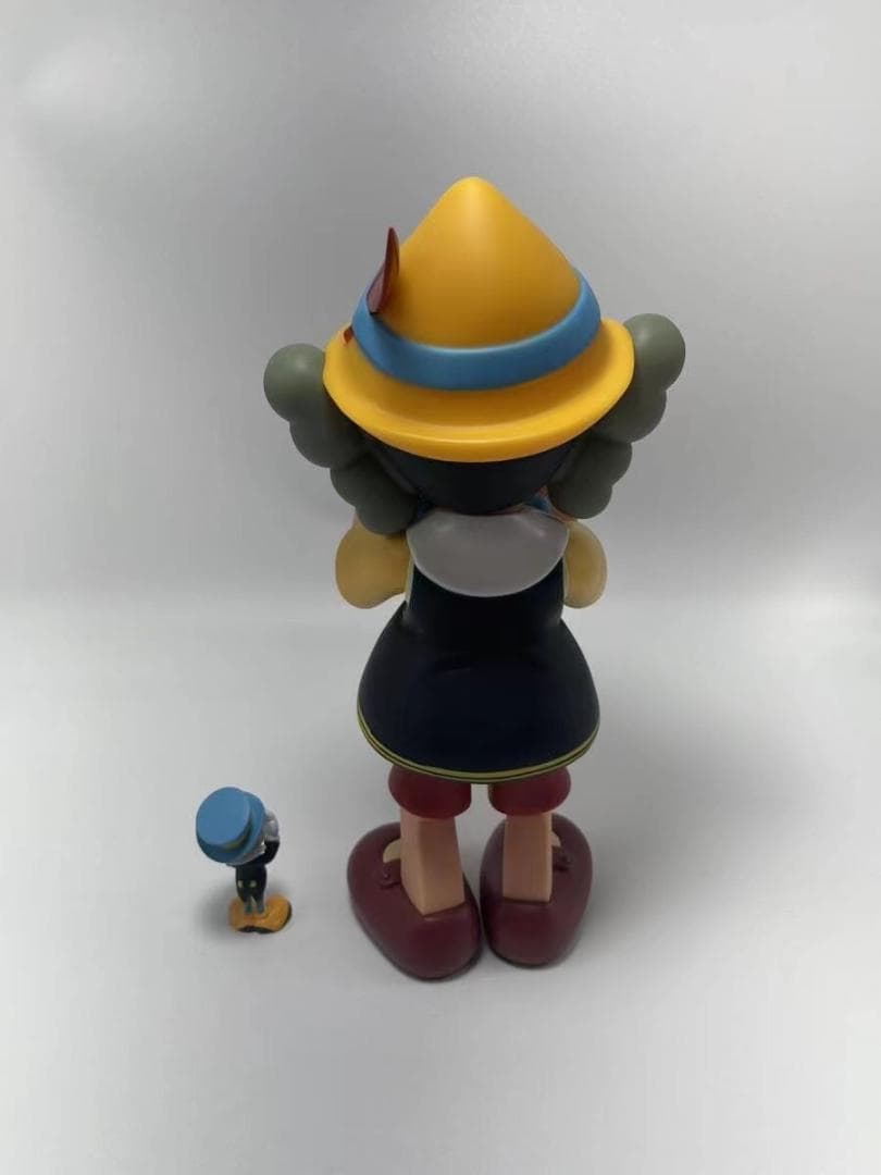 KAWS カウズ PINOCCHIO & JIMINY CRICKET