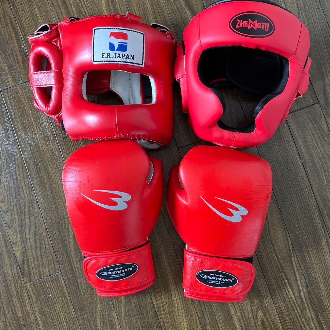 「赤で統一‼️」ボクシングヘッドギア&グローブセット！