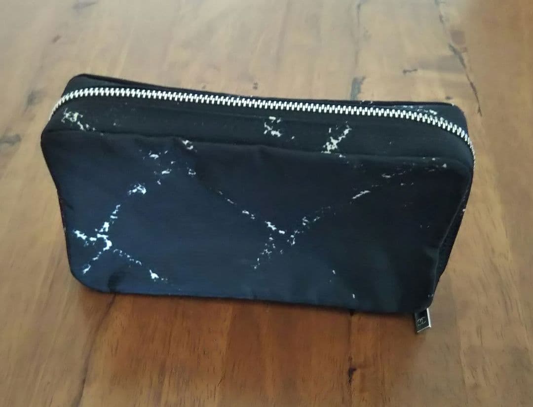 【 CHANEL 】 旧トラベルライン コスメポーチ・アクセサリーポーチ