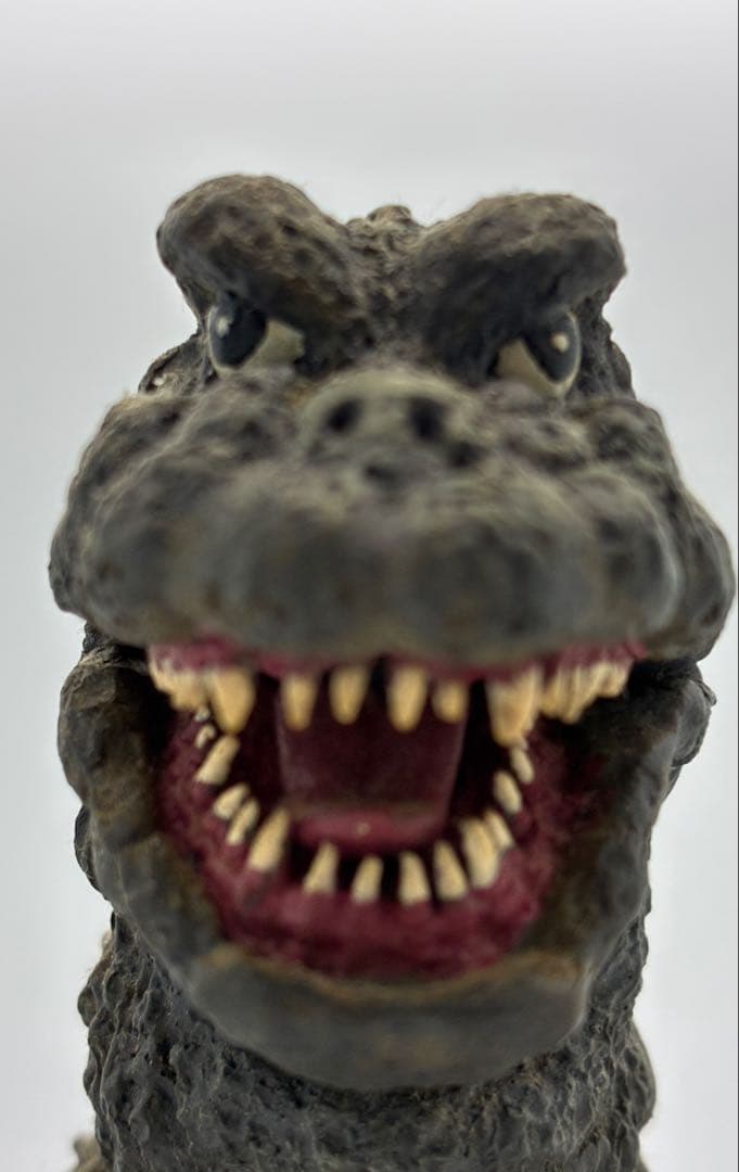 GODZILLA ゴジラ　海洋堂　1968 ソフビキット　復刻前旧版　塗装済