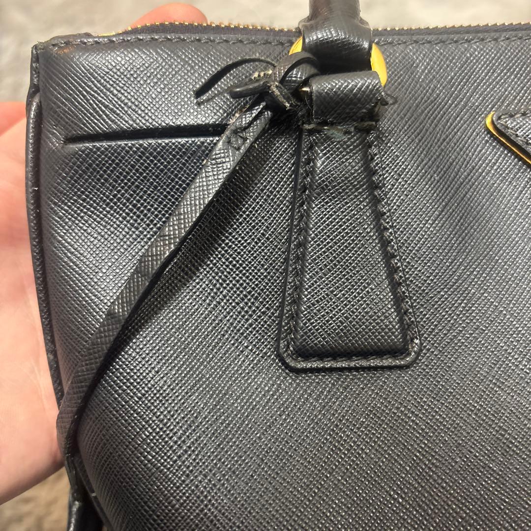 PRADA ガレリア　サフィアーノ　ブラック