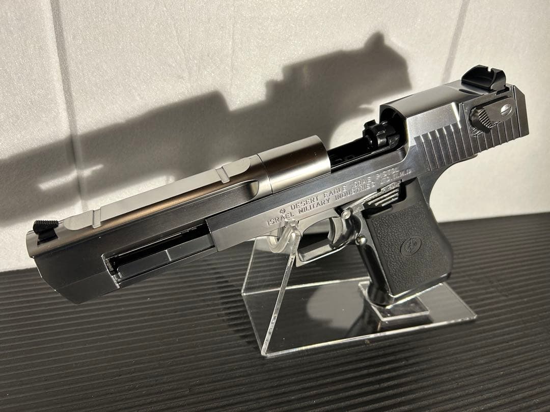 東京マルイ デザートイーグル.50AE クロームステンレス　ガスブローバックガン