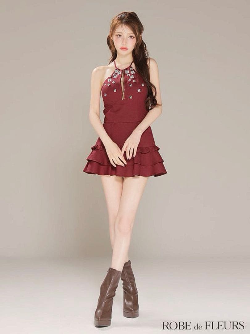 ローブドフルール ホルターネック ジップ ビジュー フレア セットアップ