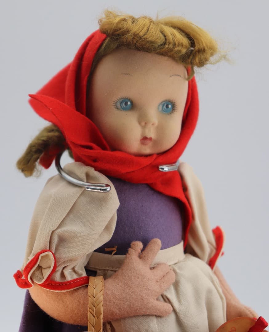 LENCI DOLL アンティークのレンチ・ドール 赤い頭巾の人形 31cm