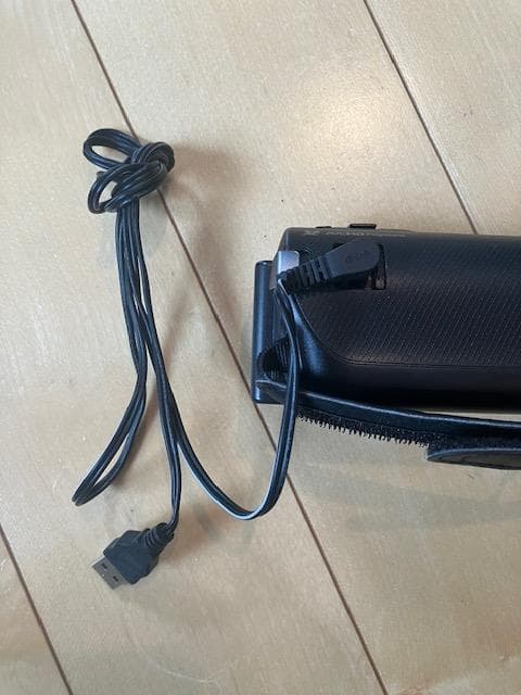 動画はビデオカメラで！美品★　パナソニック　ハンディハイビジョン