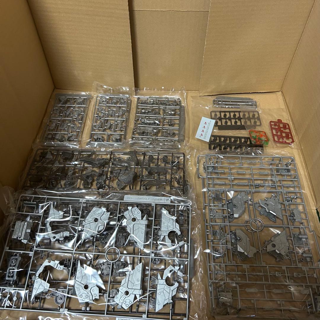 未組立 内袋未開封 ゾイド HMM ライトニングサイクス アーバイン仕様